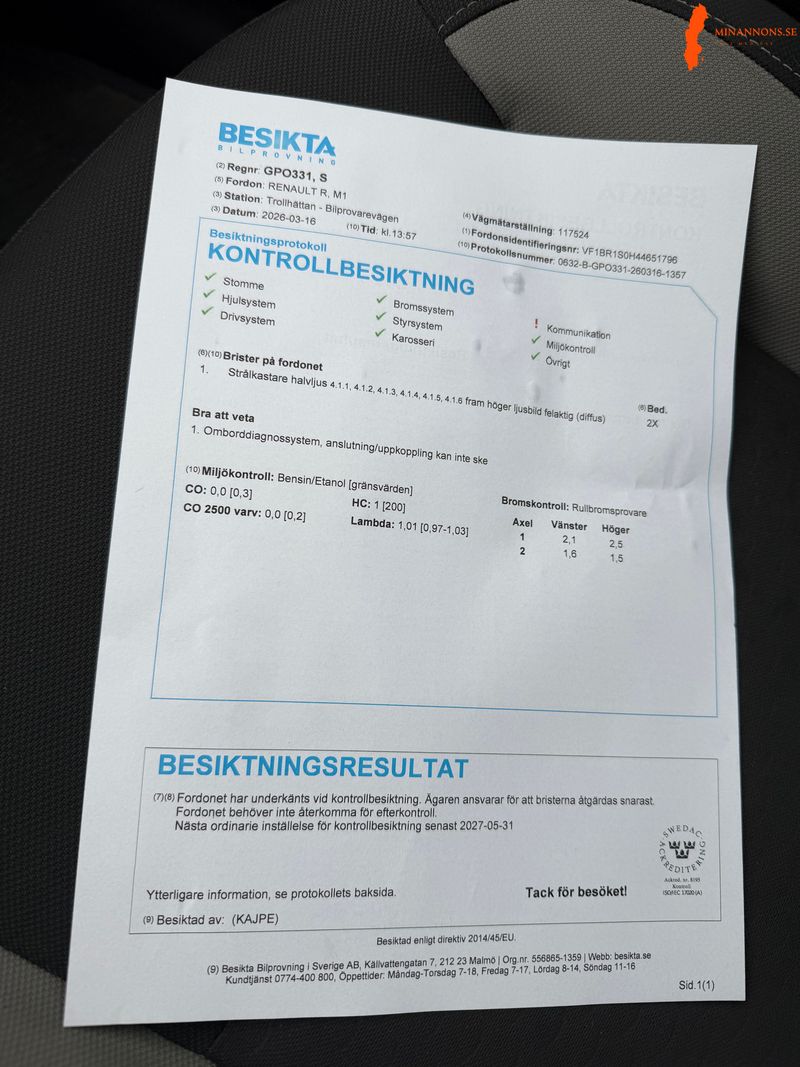 renault-clio-5-dorrars-halvkombi-12-manuell-75hk-2011