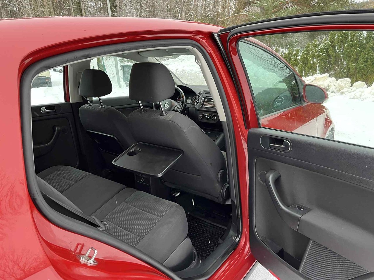 volkswagen-golf-plus-16-tdi-dpf-bmt-dsg-sekventiell