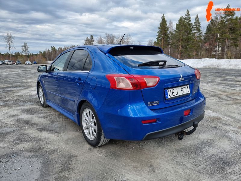 mitsubishi-lancer-sportback-18-di-d-cleartec-2012