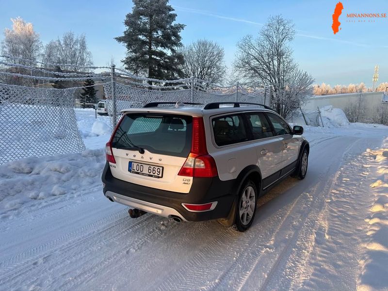 volvo-xc70-d3-awd-manuell-163hk-2011