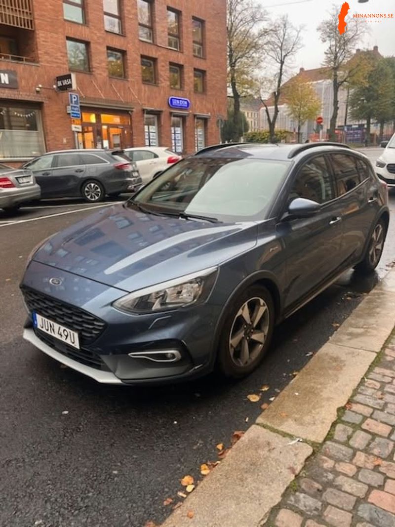 ford-focus-10t-ecoboost-fwd