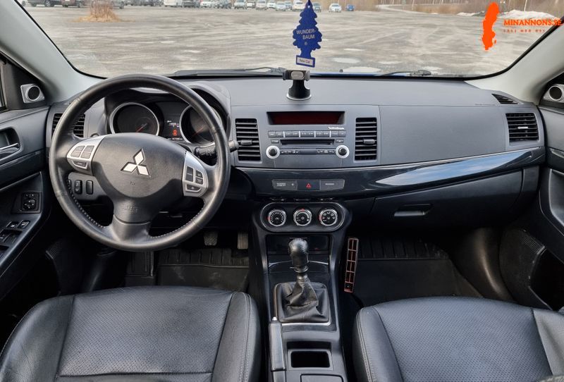 mitsubishi-lancer-sportback-18-di-d-cleartec-2012