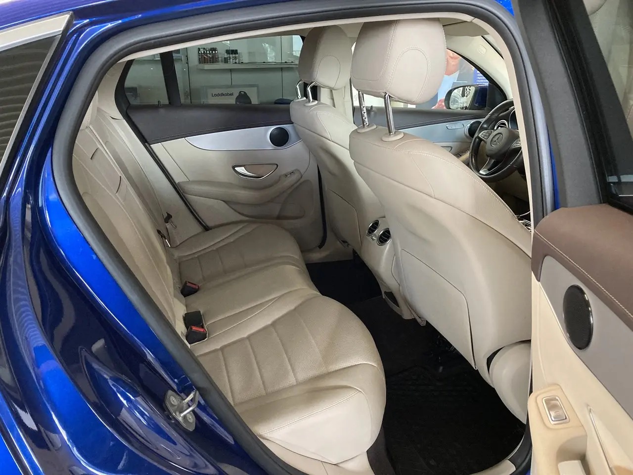 mercedes-benz-glc-220-d-coupe-4matic-9g-tronic