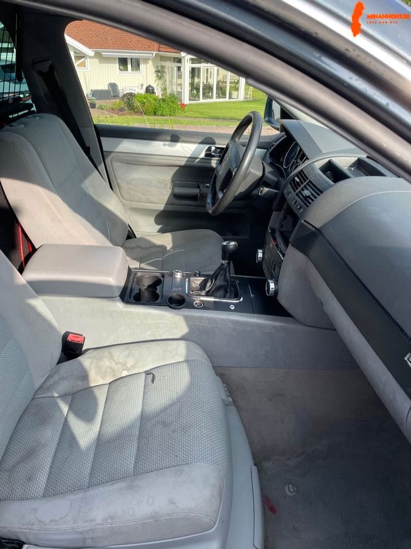 volkswagen-touareg-a-traktor-25-tdi-4xmotion