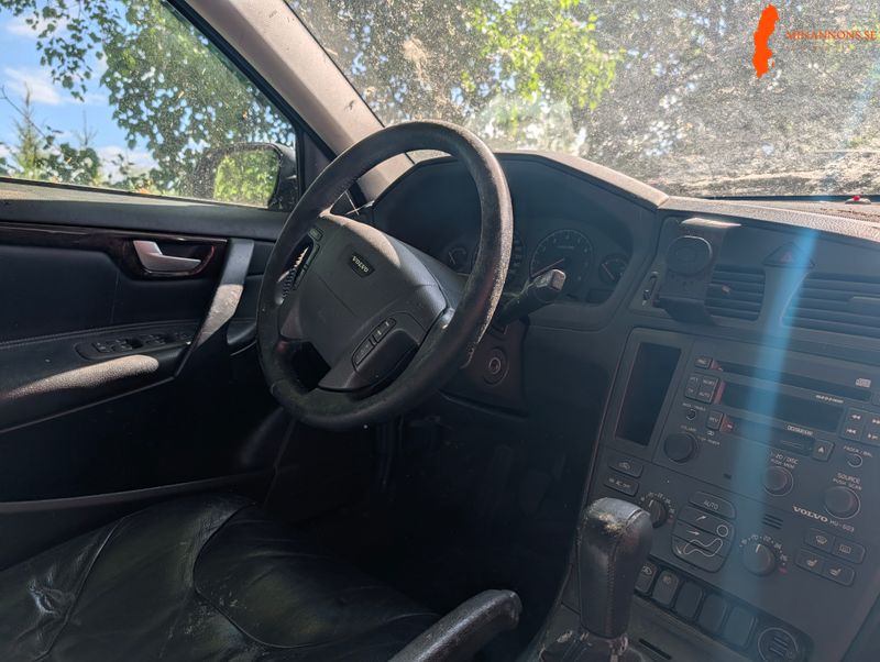 volvo-v70-24t-200-hk-manuellt-gds-objekt-business-plus-2001