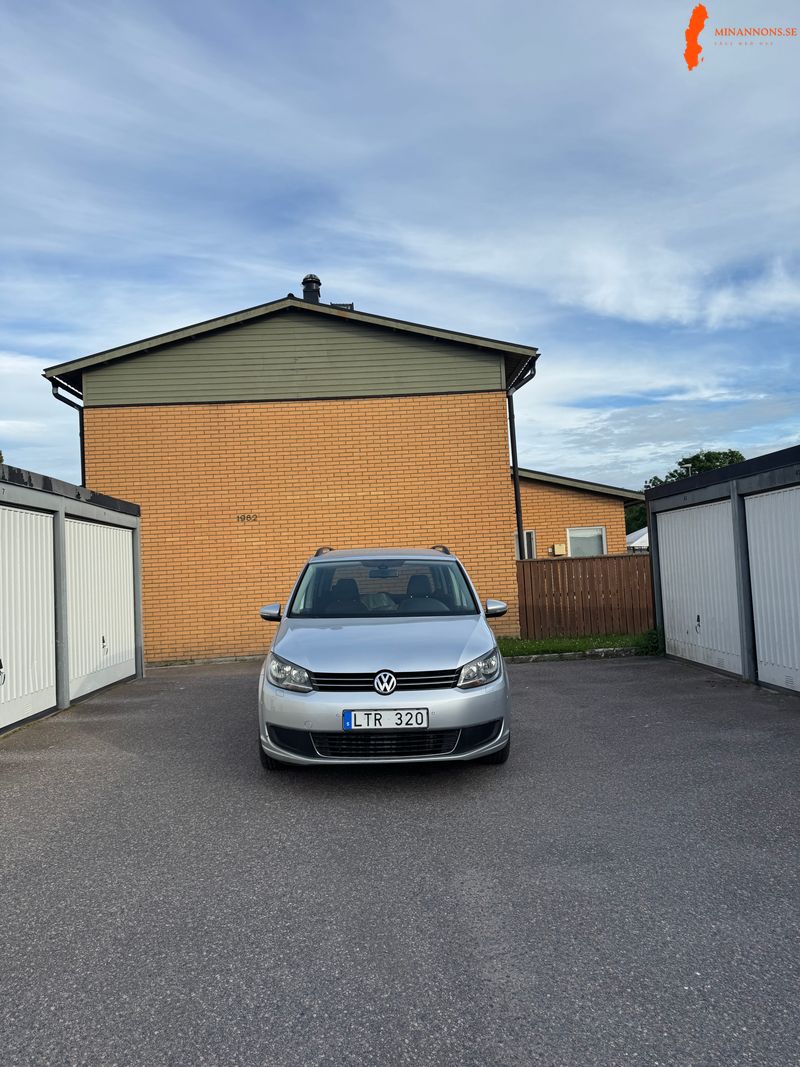 volkswagen-touran-14-tsi-fwd