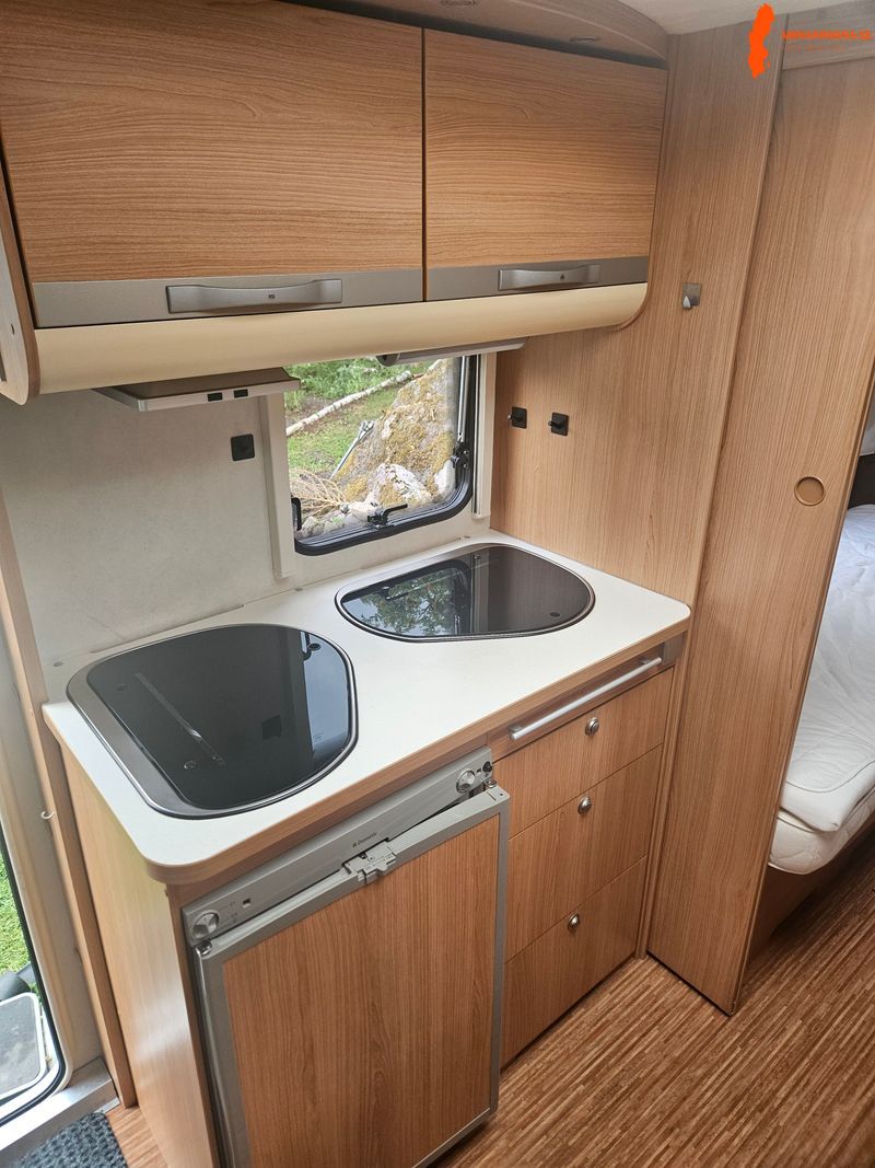 adria-adora-512-ul