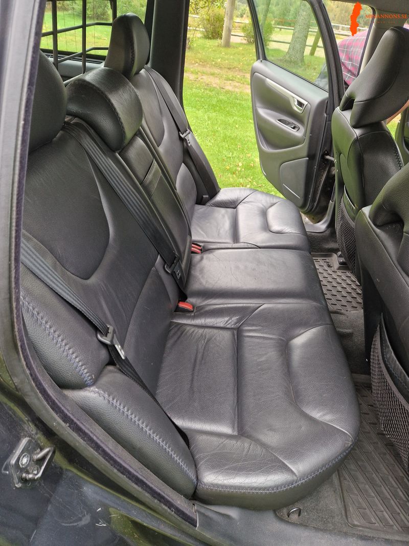 volvo-volvo-s-xc70-d5-24-awd