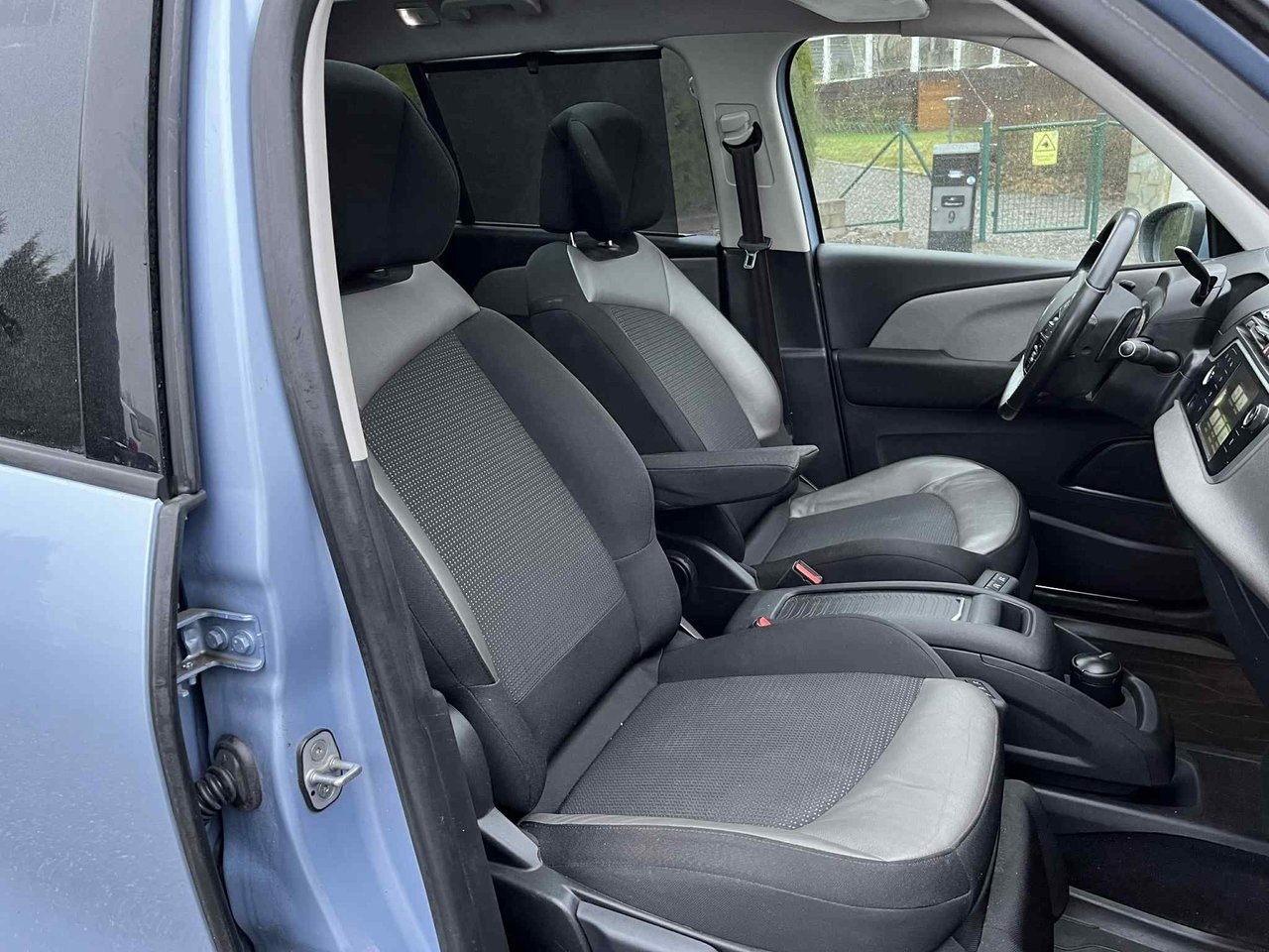 citroen-grand-c4-picasso-16-hdi-egs-116hk-2013