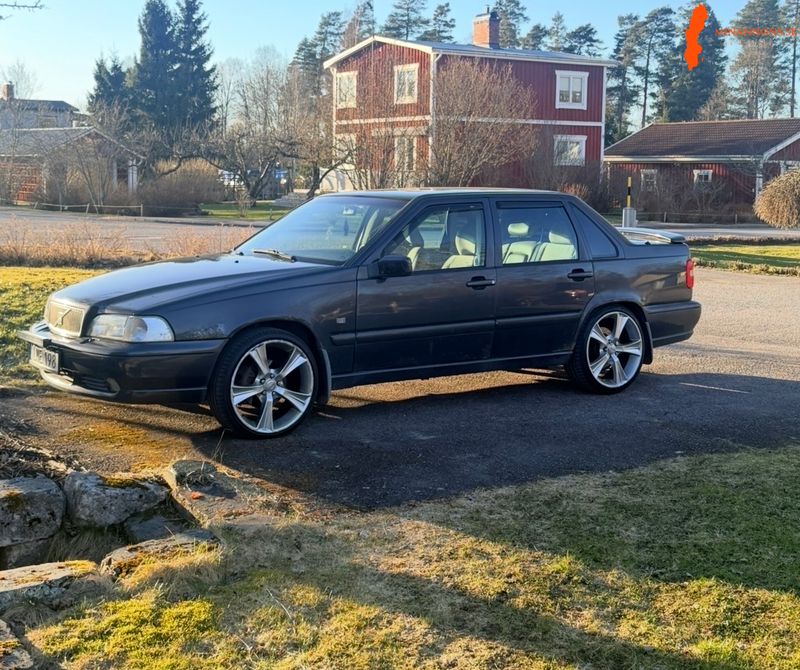 volvo-volvo-l-s70-24t-20v-fwd