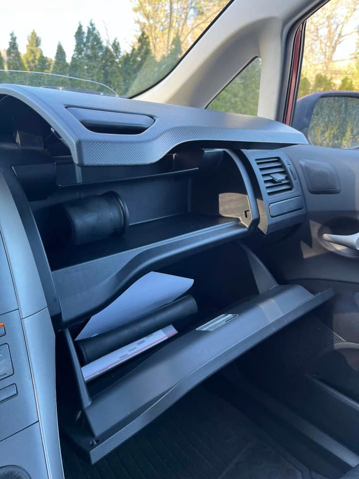 toyota-auris-5-dorrar-16-dual-vvt-i