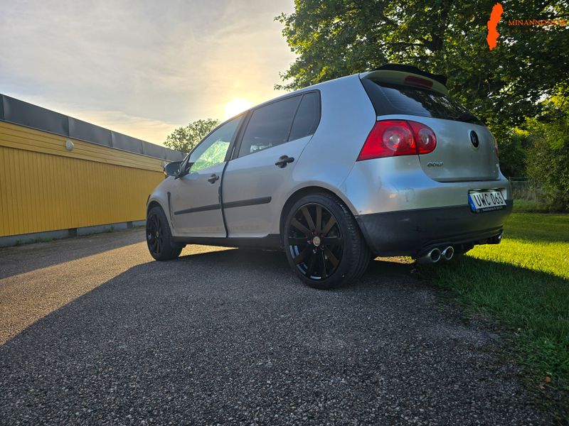 golf-16-2004