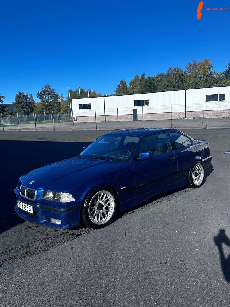 bmw-e36-328i-manuell-coupe-m-sport