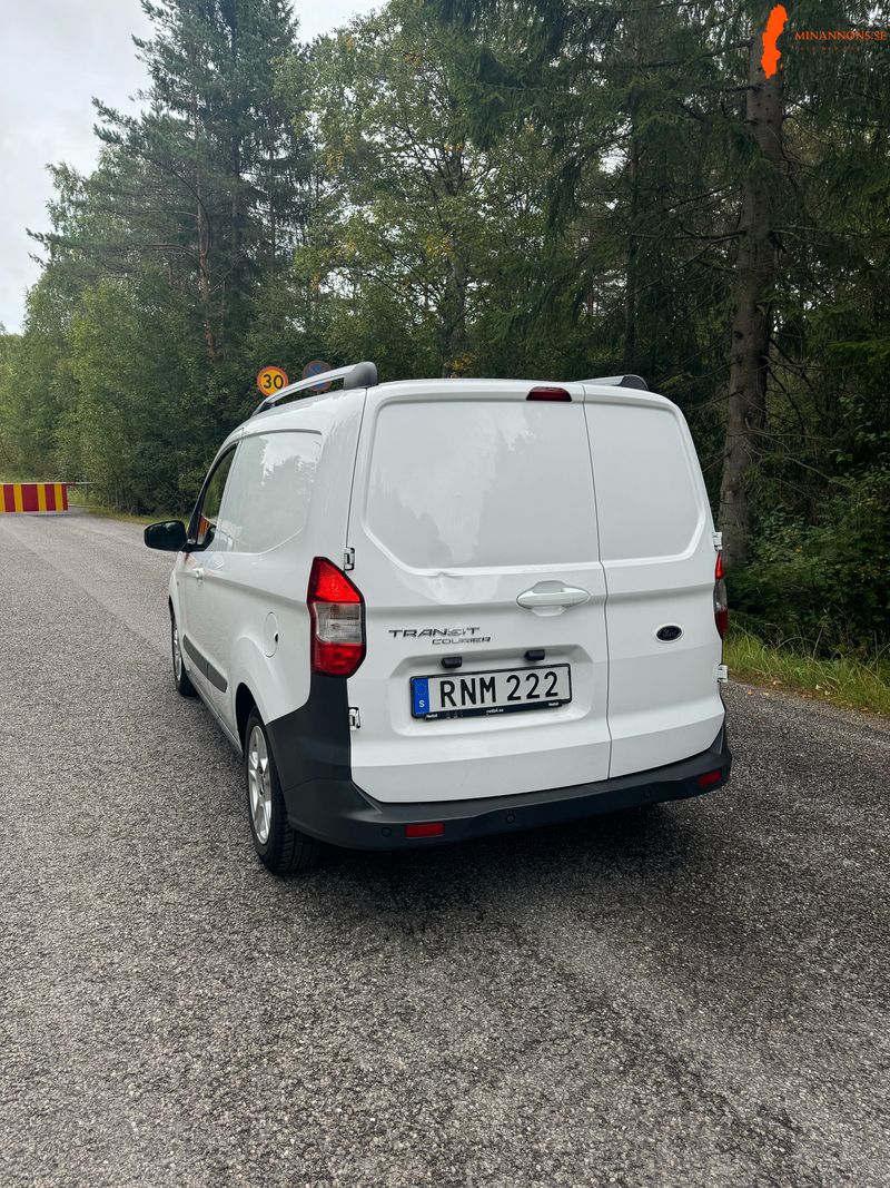 ford-transit-courier