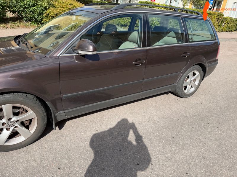 volkswagen-vw-passat-var-turbo-18t-20v-fwd