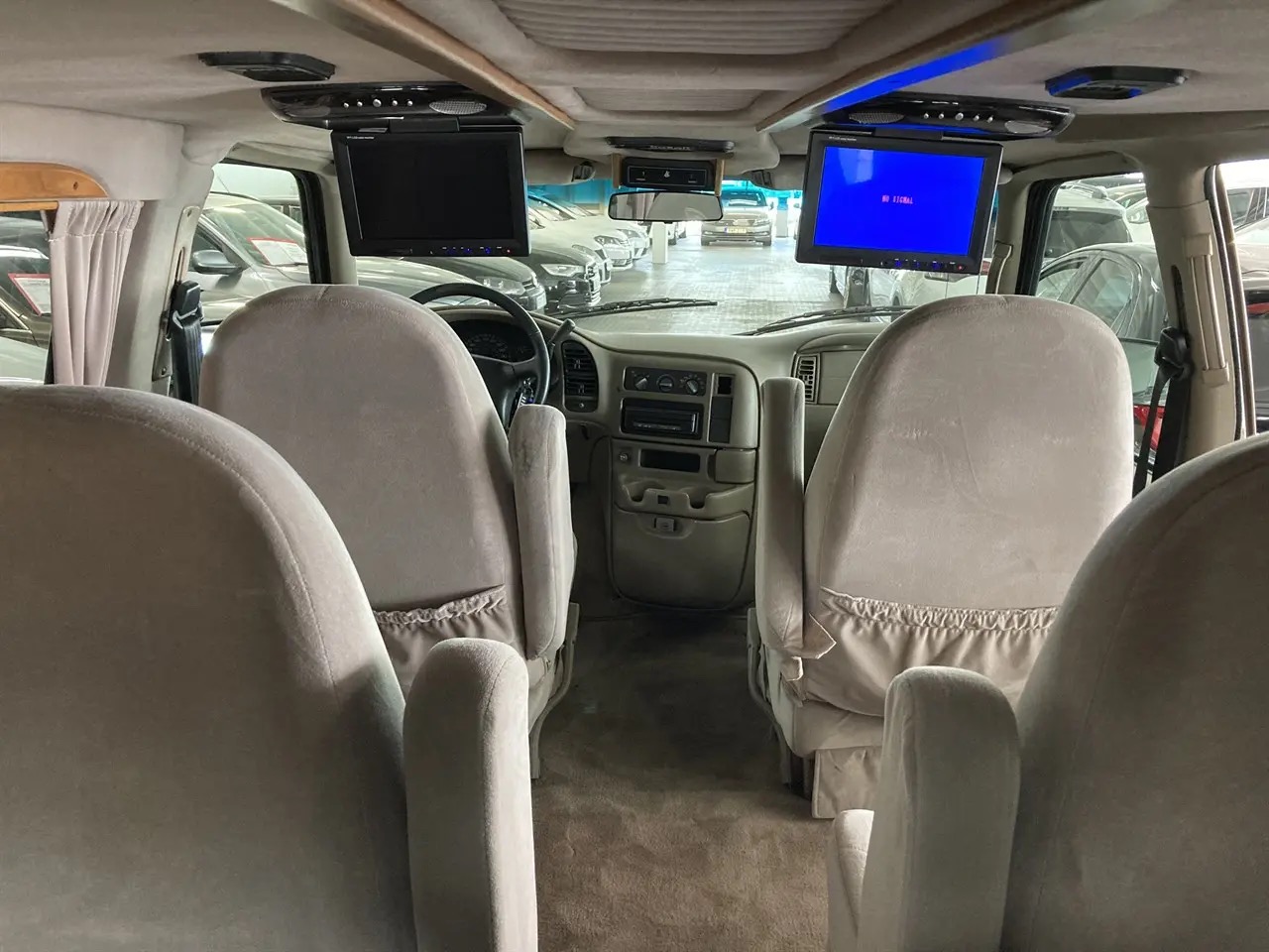 gmc-safari-conversion-van-43-v6-hydra-matic