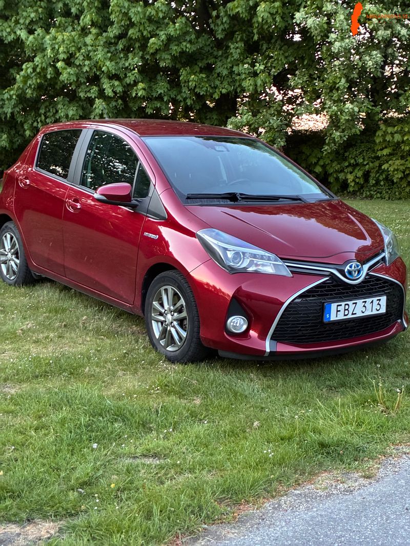 toyota-toyota-yaris-hybrid-15-vvt-i-hybrid-fwd-mhev-b