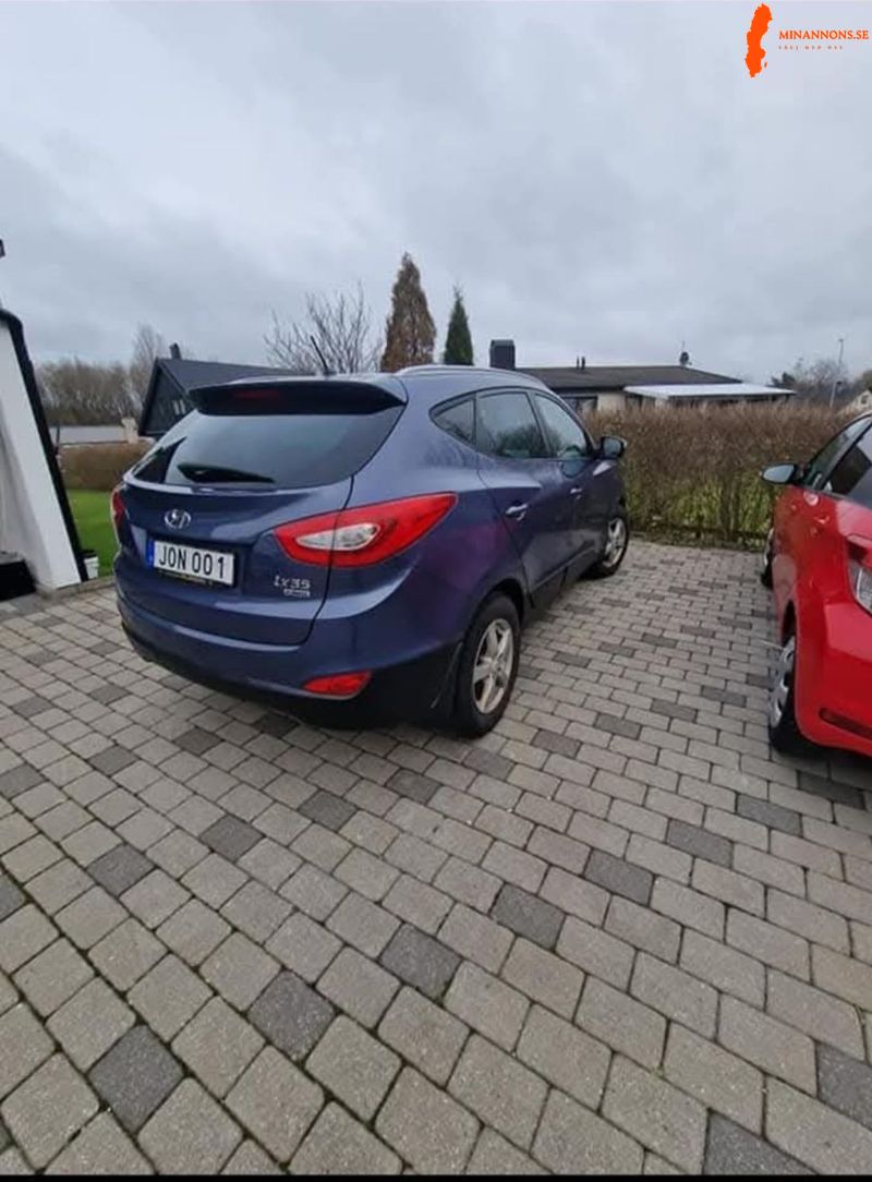 hyundai-ix35-17-crdi-2015-forstahandsagare-besiktigad-till-2027