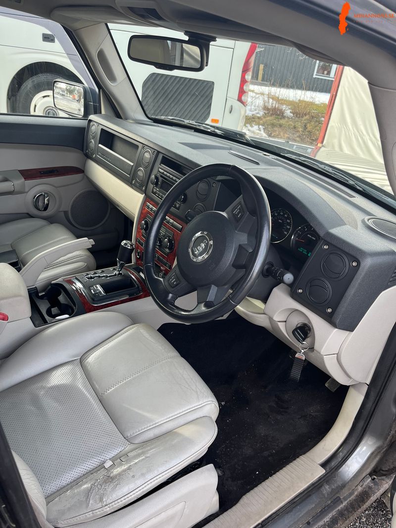 jeep-commander-30l-crd-epa-a-traktor