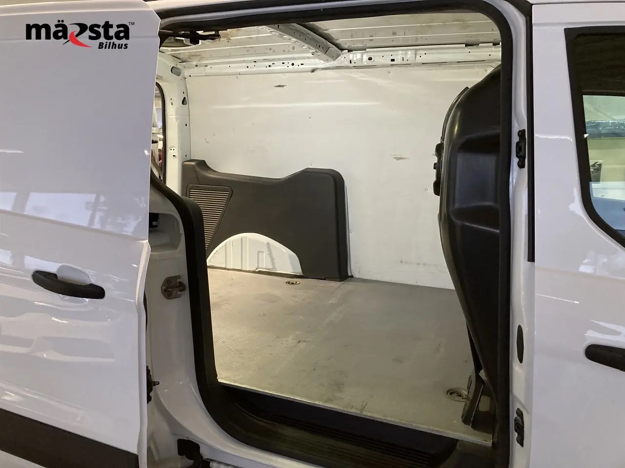 ford-transit-connect-230-lwb-15-tdci-powershift
