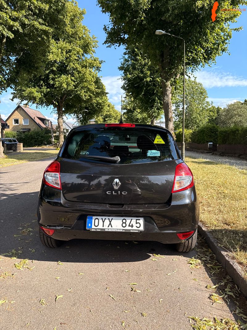 renault-clio-iii-12-16v