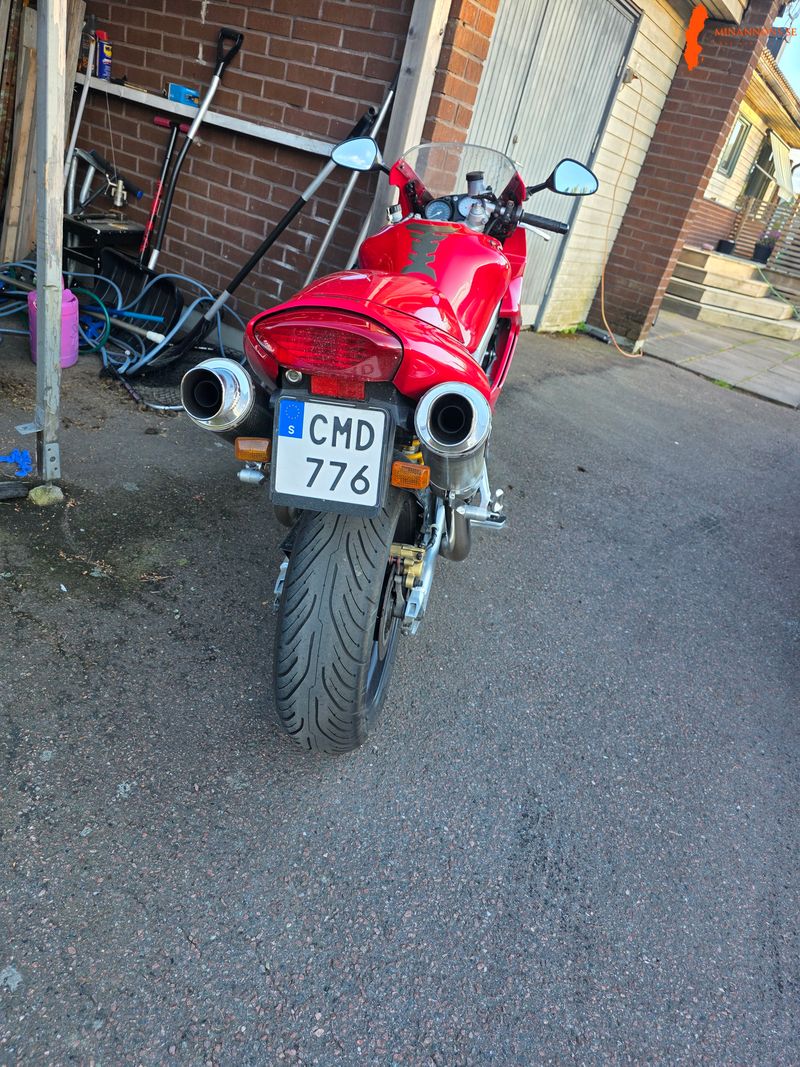 honda-vrt-1000f-99