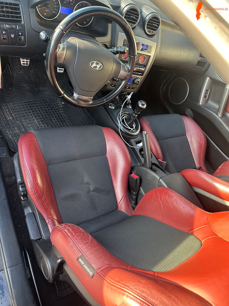 hyundai-hyundai-coupe-27-m6fx-r-27-v6-24v-fwd