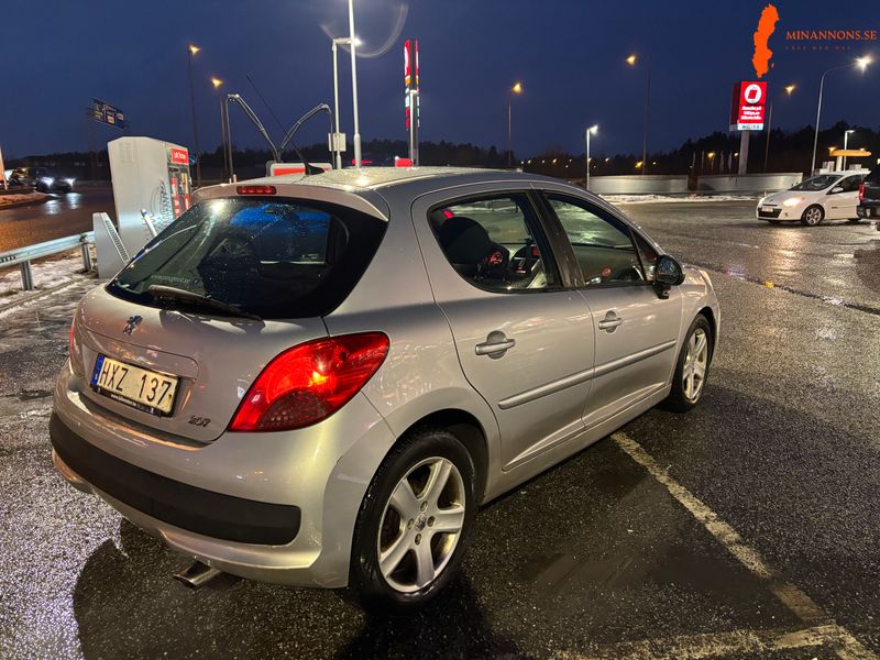 peugeot-207-5-dorrar-16-hdi-fap-manuell-109hk-2009