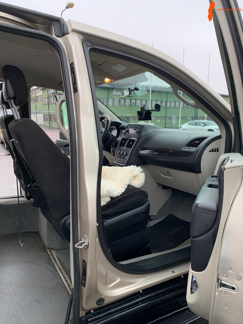 2013-dodge-grand-caravan-36-v6