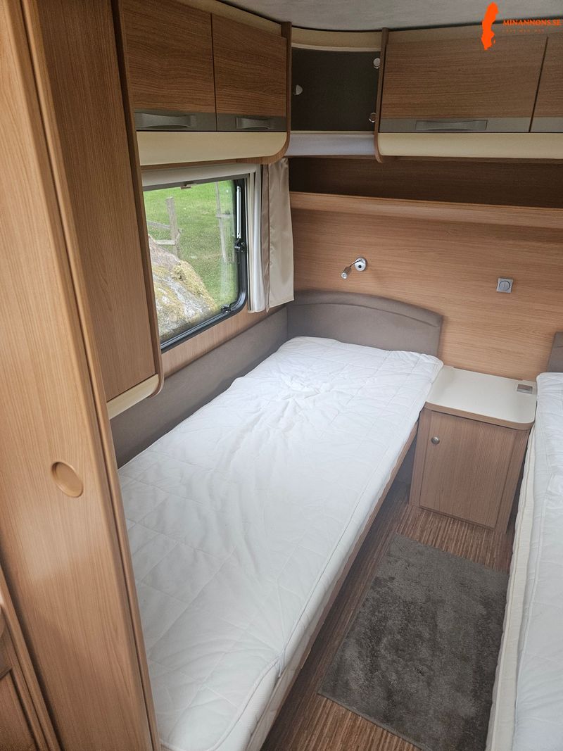 adria-adora-512-ul