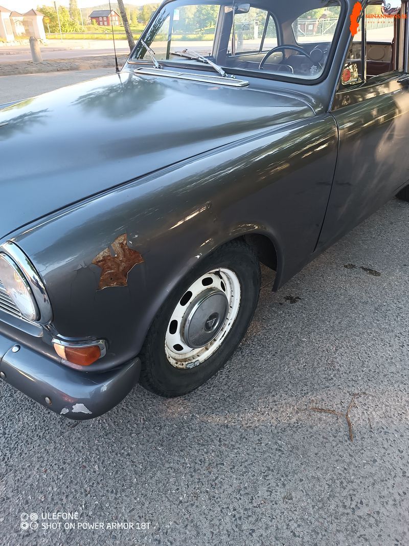 volvo-amazon-4-dorrars