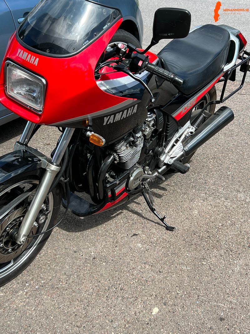 motorcykel-yamaha-xj-600