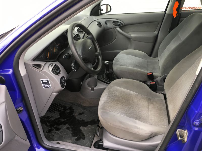 ford-focus-kombi-16-1999-reservdelsbil-gds
