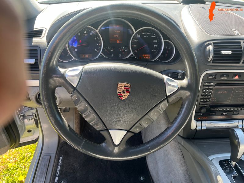 porsche-cayene