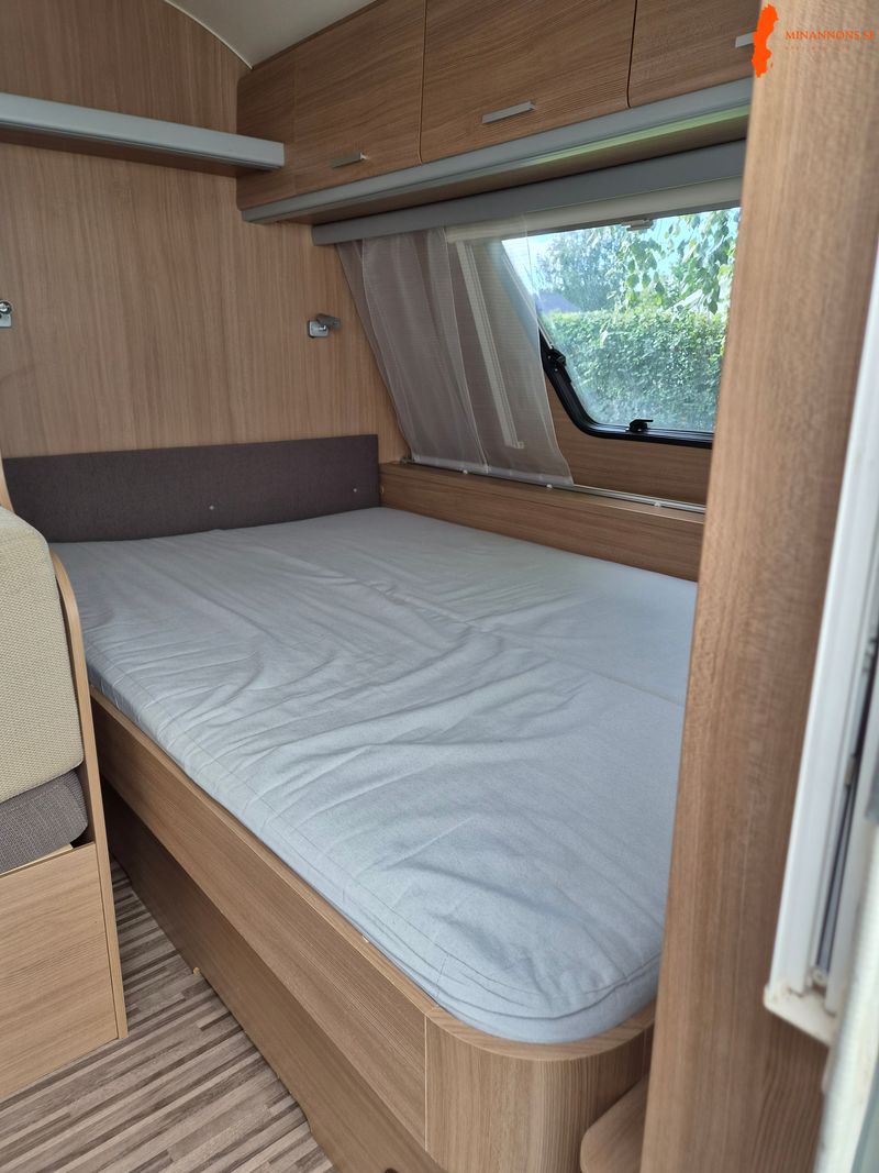 adria-aviva-512pt-2013