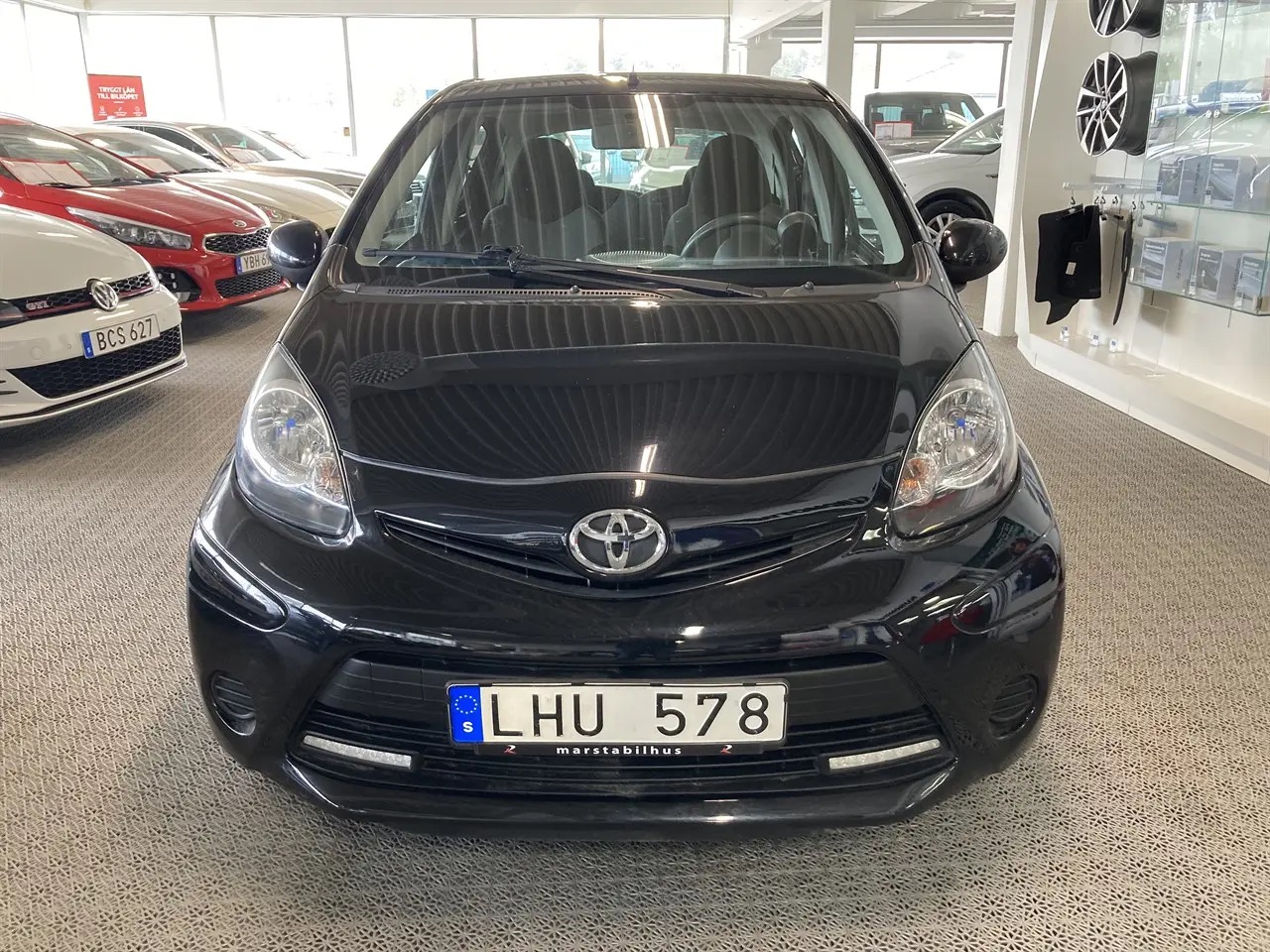 toyota-aygo-5-dorrar-10-vvt-i-manuell-68hk-2013