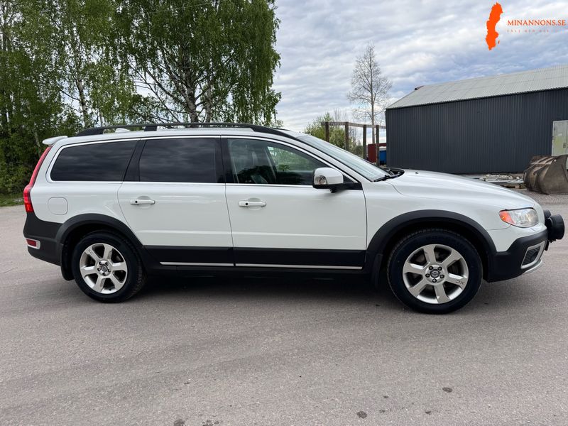 volvo-xc70-ii-d5-24-aut-awd