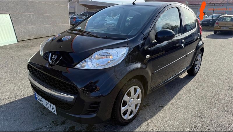 peugeot-107-5-dorrar-10-manuell-68hk-2011