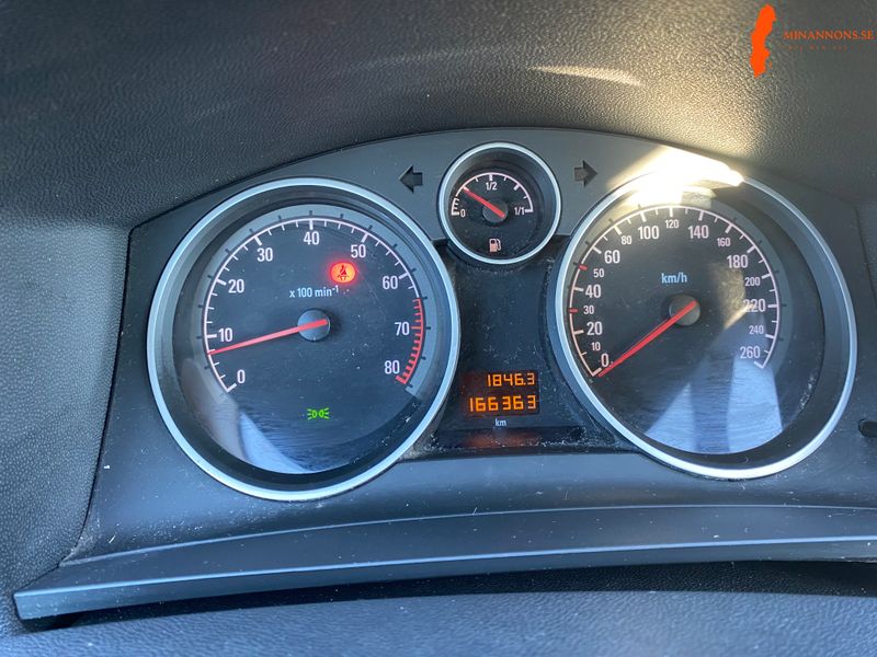 opel-zafira-18-mycket-valskott-bil-endast-1-agare