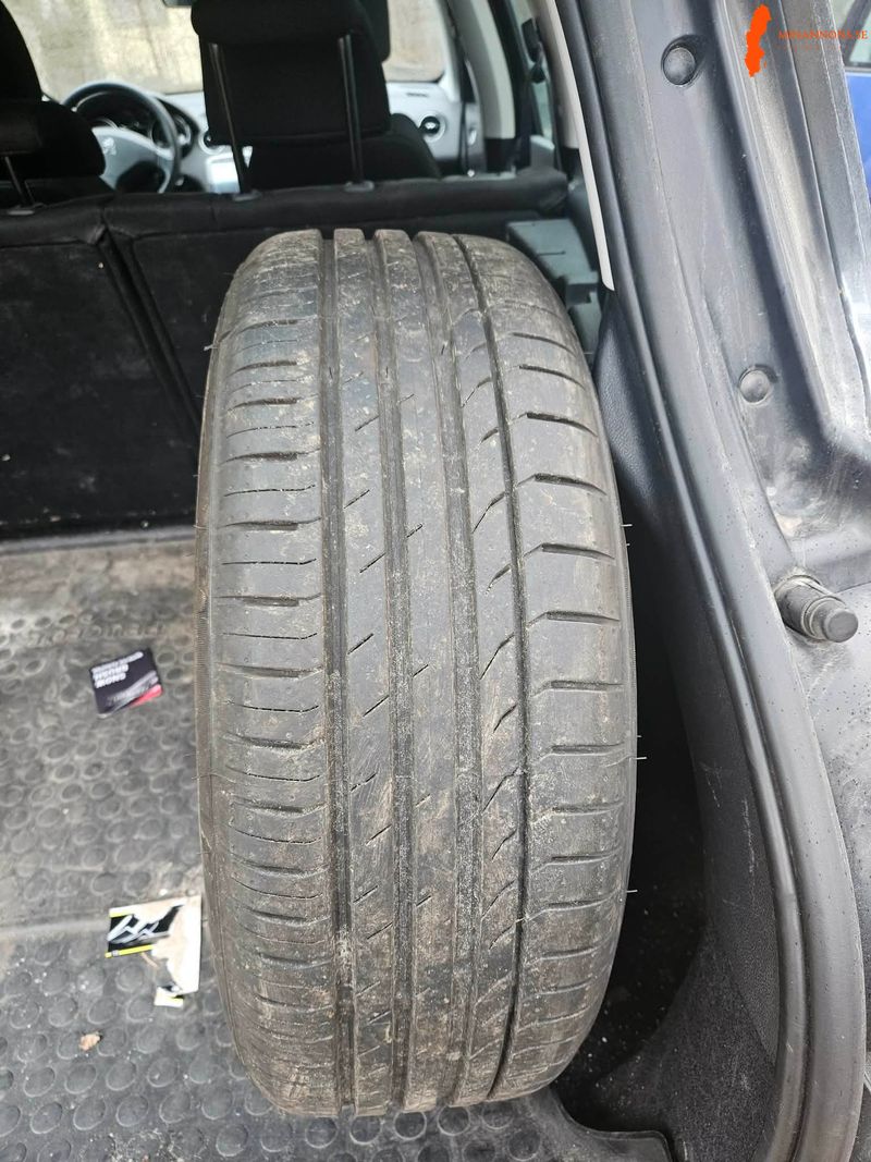 till-volvo-xc70-sommar-dack