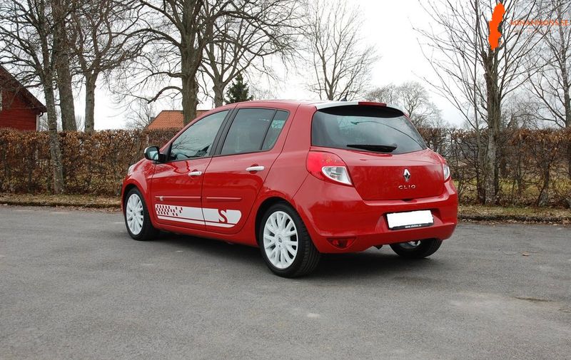 renault-clio-12-tce-ny-besiktad-samt-kamrembytt