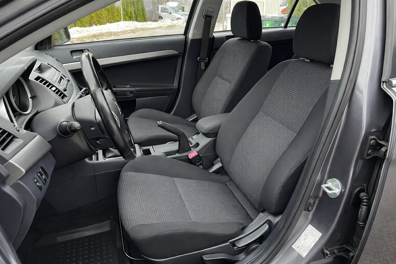 mitsubishi-lancer-sportback-18-mivec