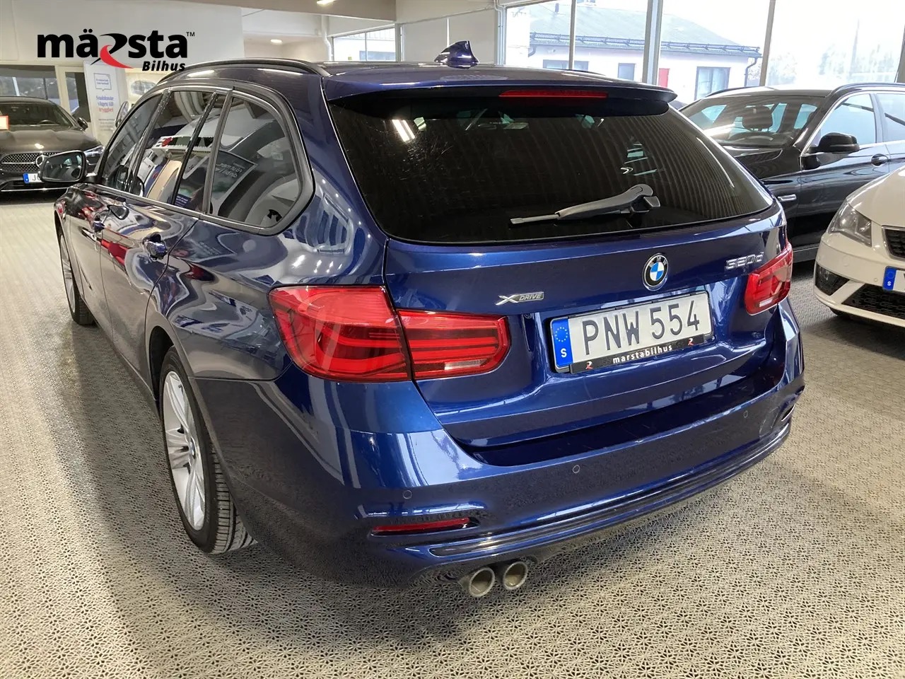 bmw-320d-xdrive-touring-steptronic