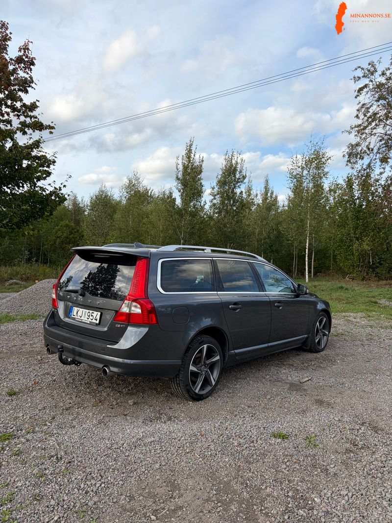 volvo-v70-ii-25-ft-fwd-summum