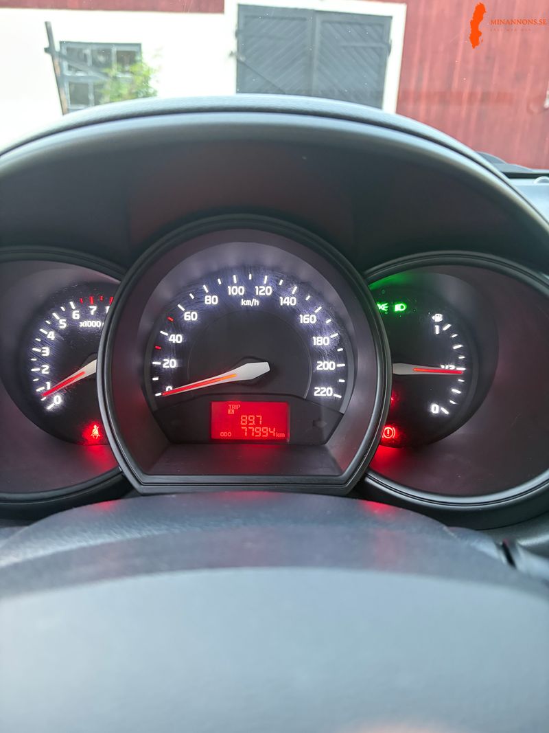 kia-rio-14-16v-fwd